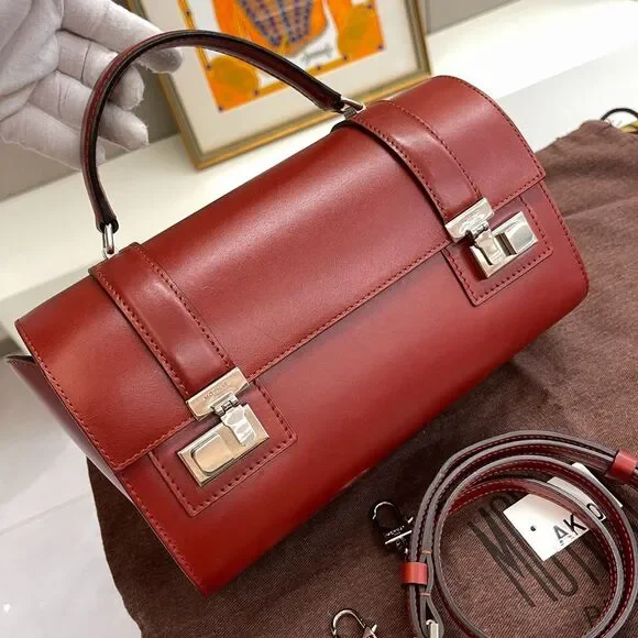 Moynat Women Pre-Loved Bag Very Good Condition - Picture 3 of 9